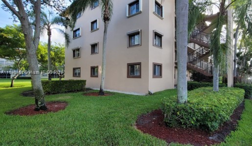 Pembroke Pines photo 1