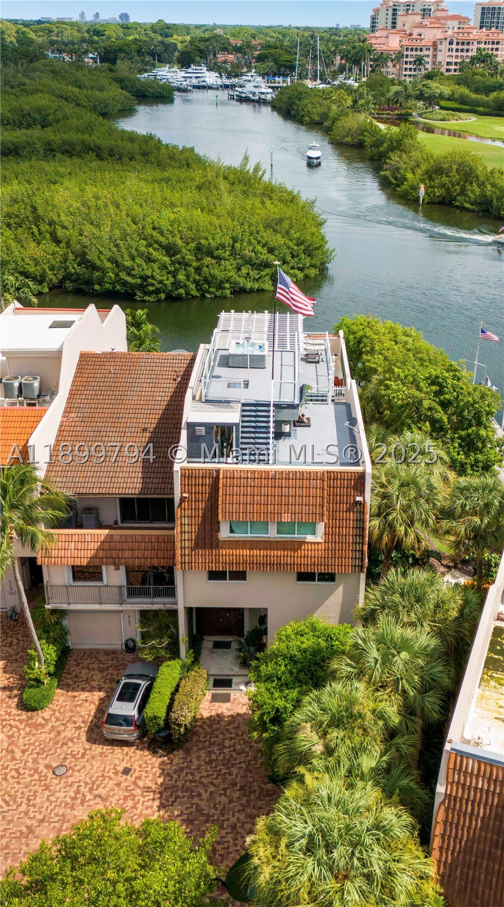 Palmetto Bay photo 3