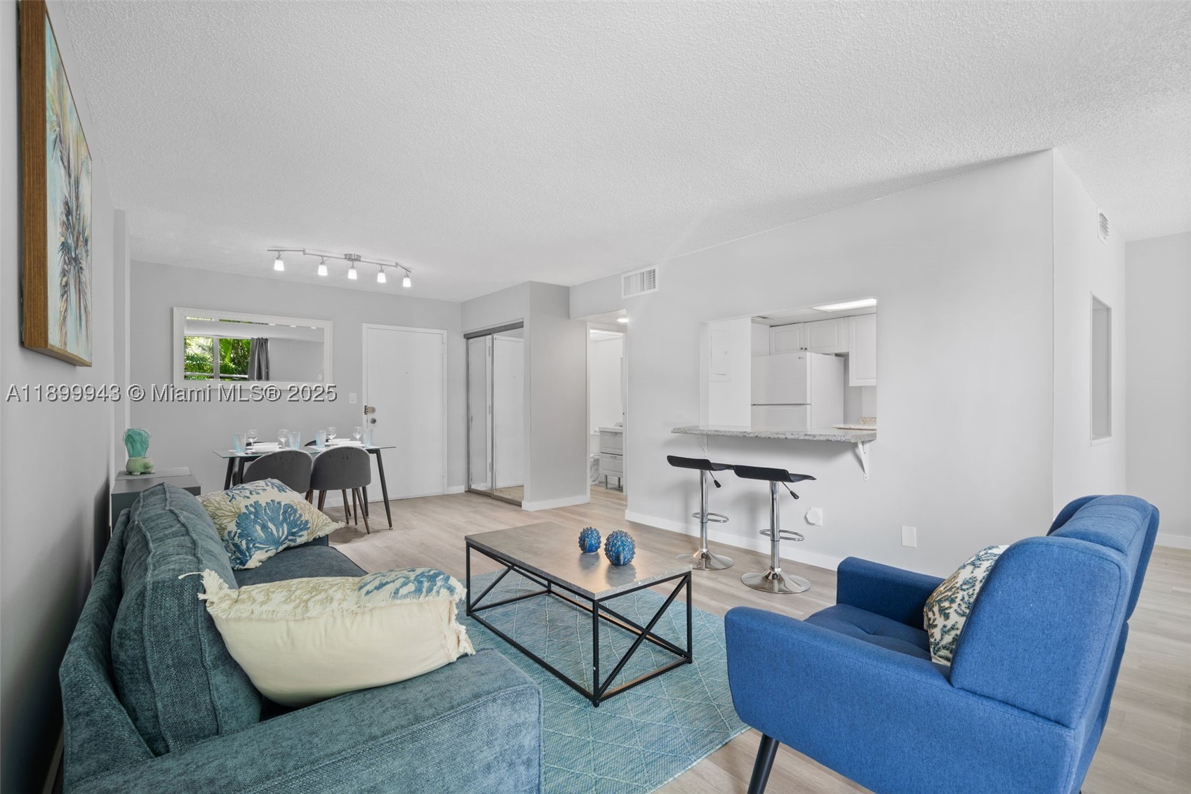 Sunny Isles Beach photo 2
