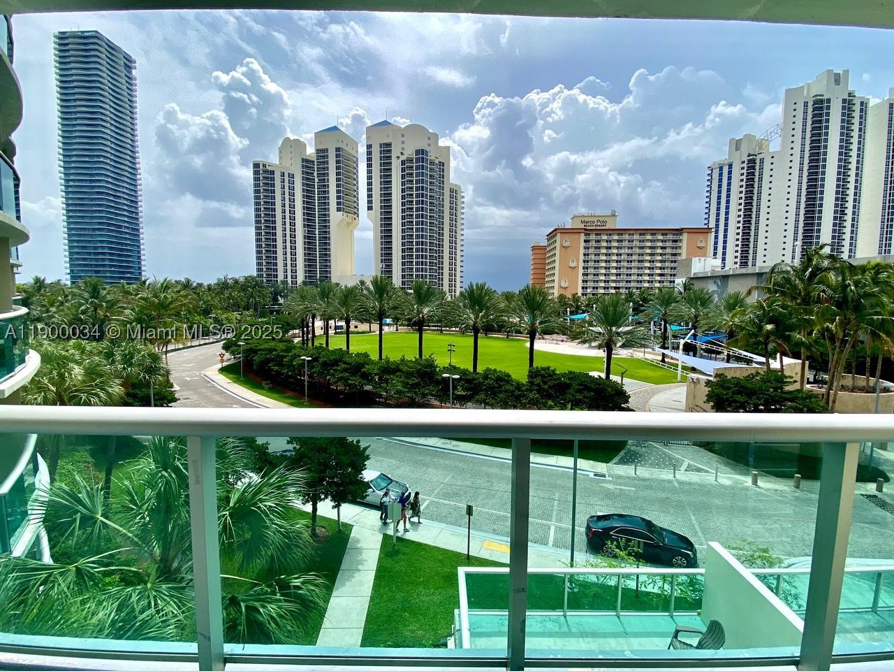 Sunny Isles Beach photo 1