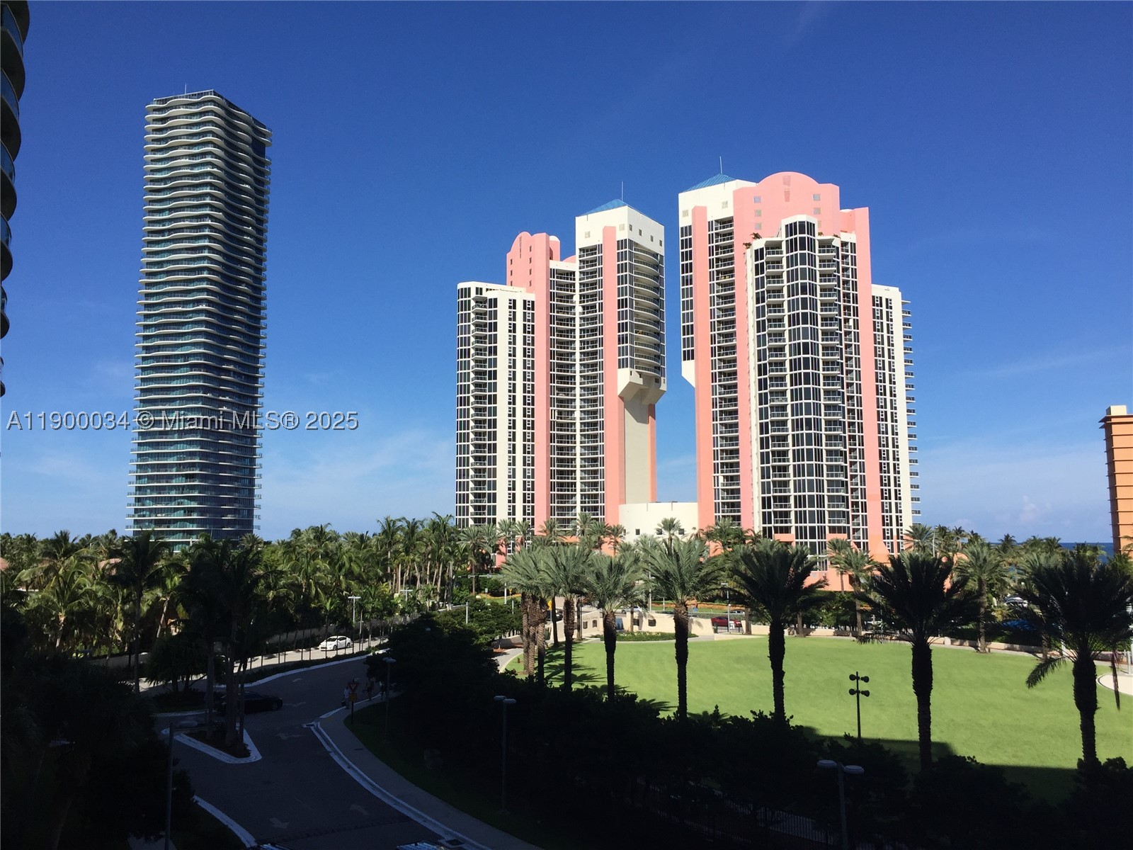 Sunny Isles Beach photo 2