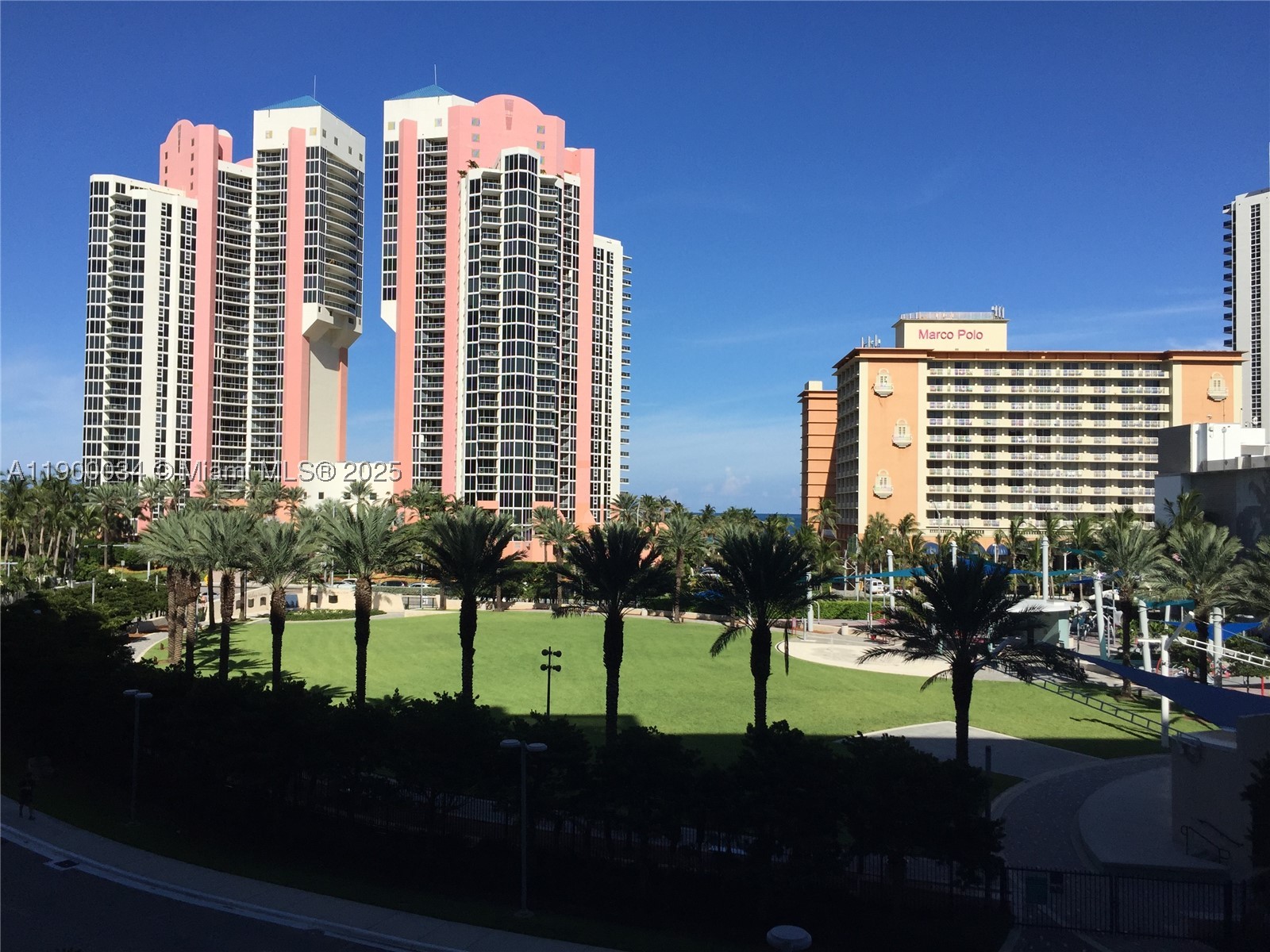 Sunny Isles Beach photo 3