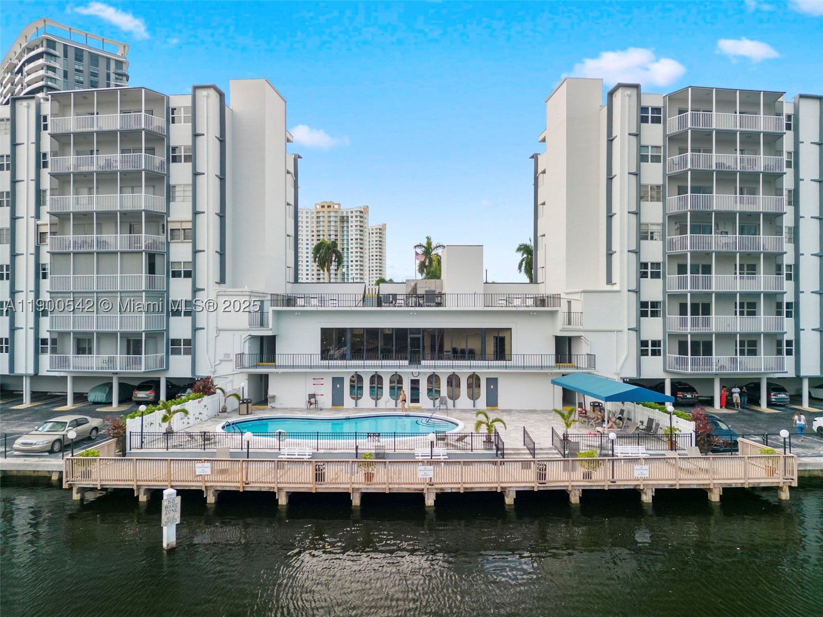 Hallandale Beach photo 4
