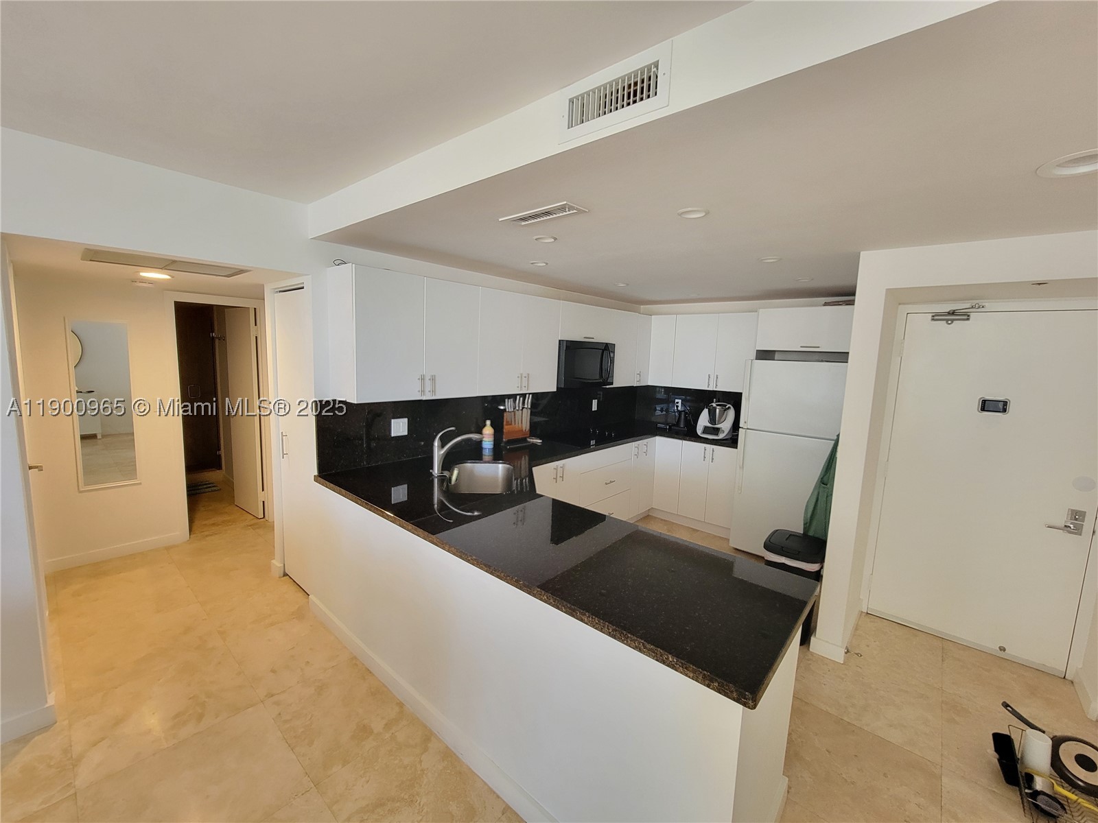 Aventura photo 4