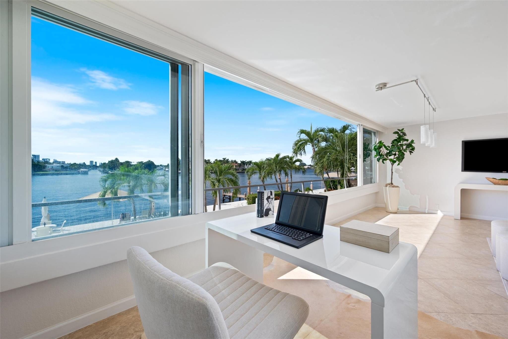 Fort Lauderdale photo 1