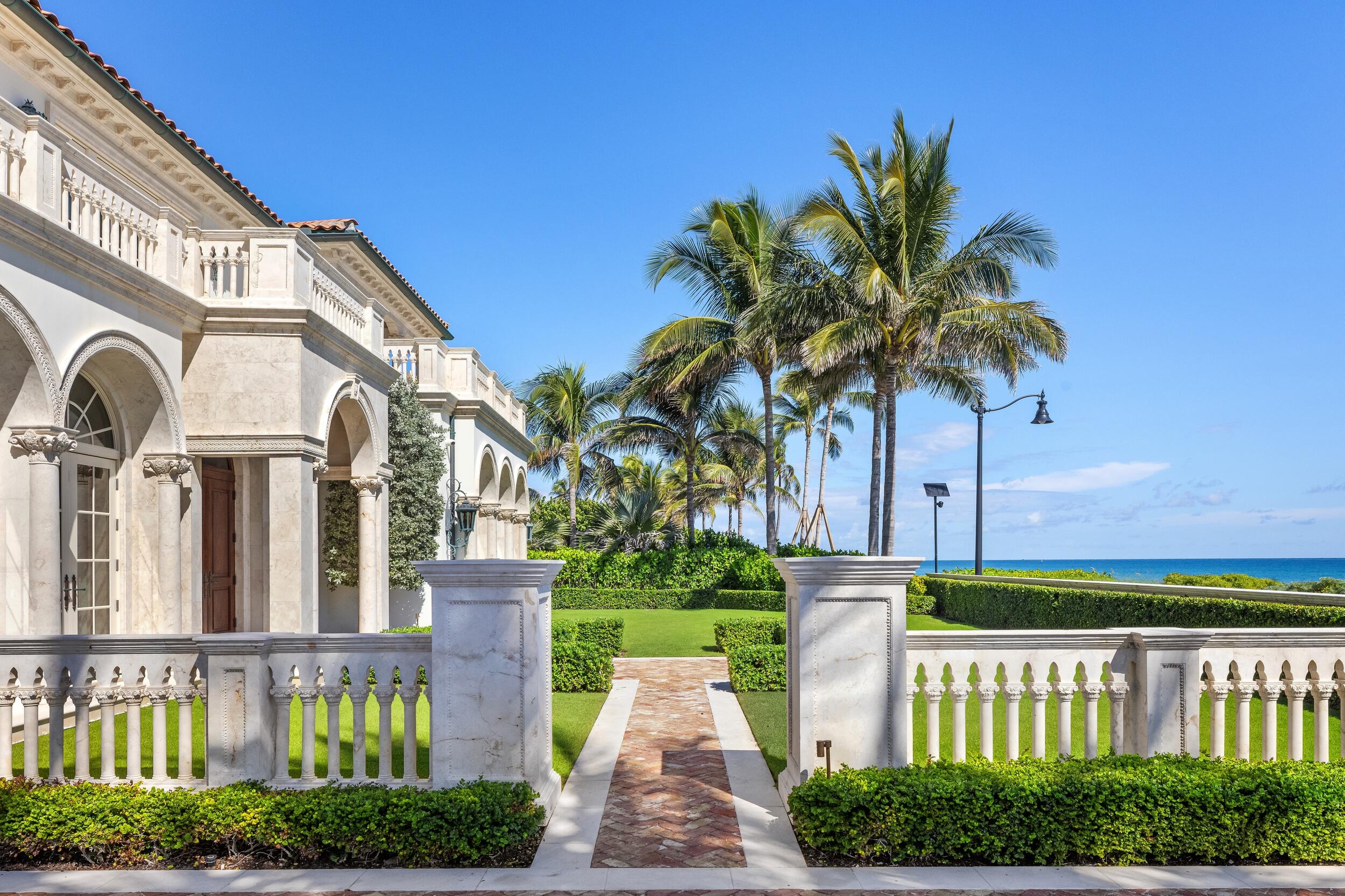 Palm Beach photo 3