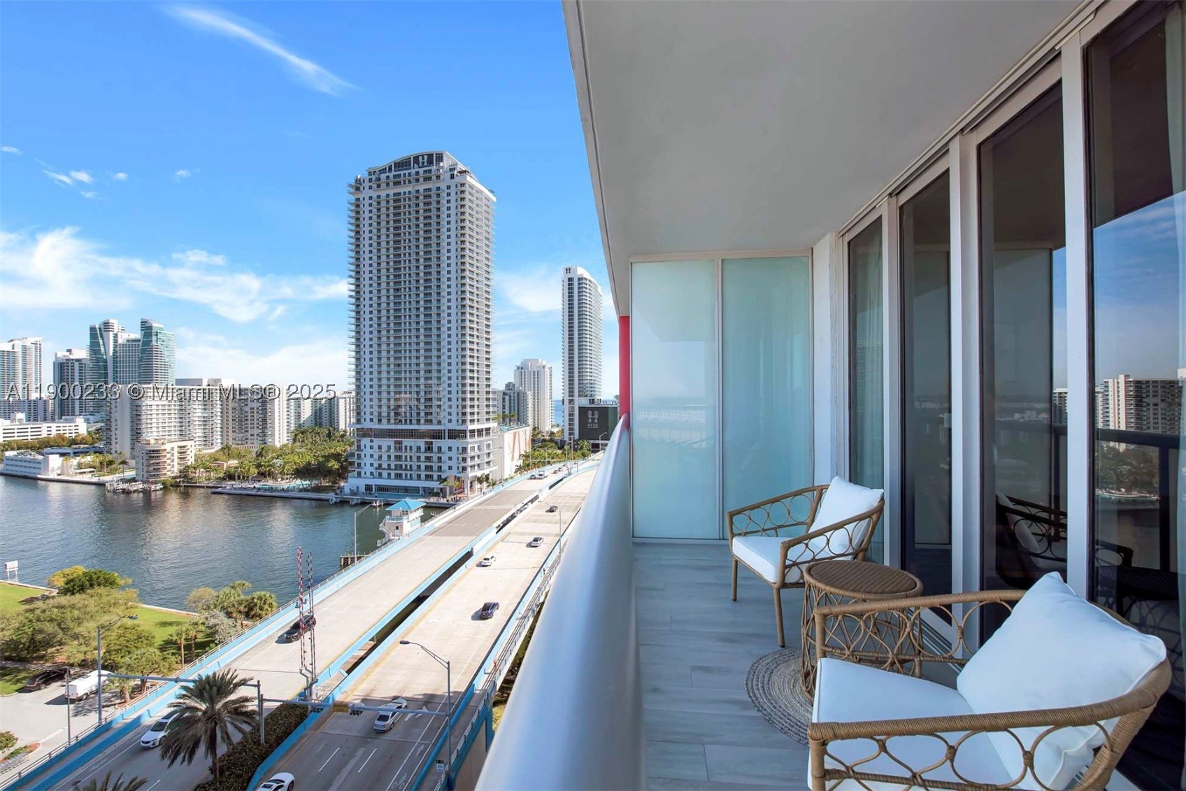 Hallandale Beach photo 1