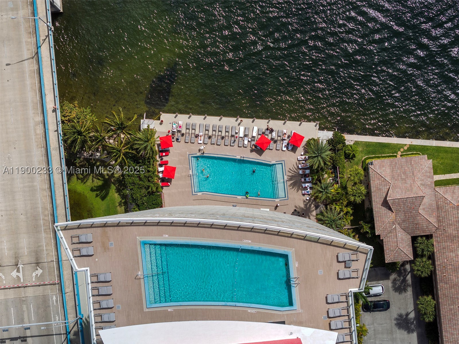 Hallandale Beach photo 3