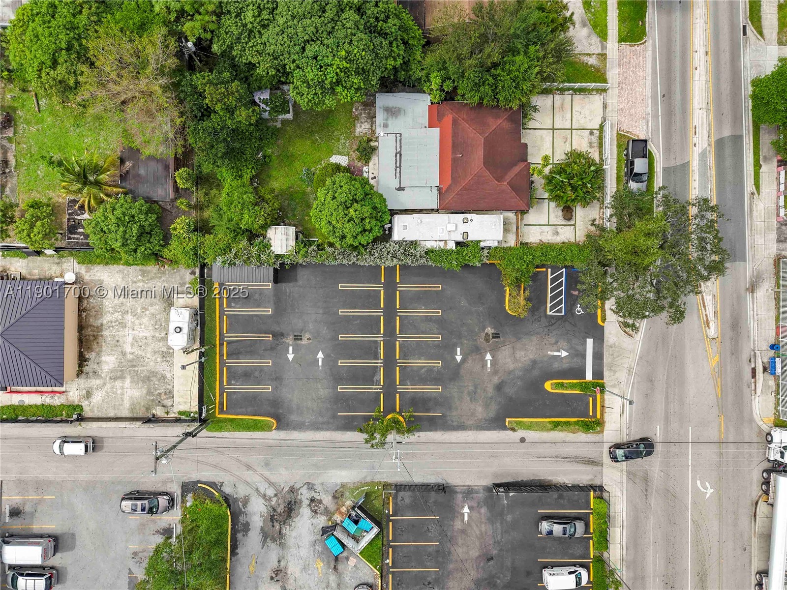 North Miami photo 2