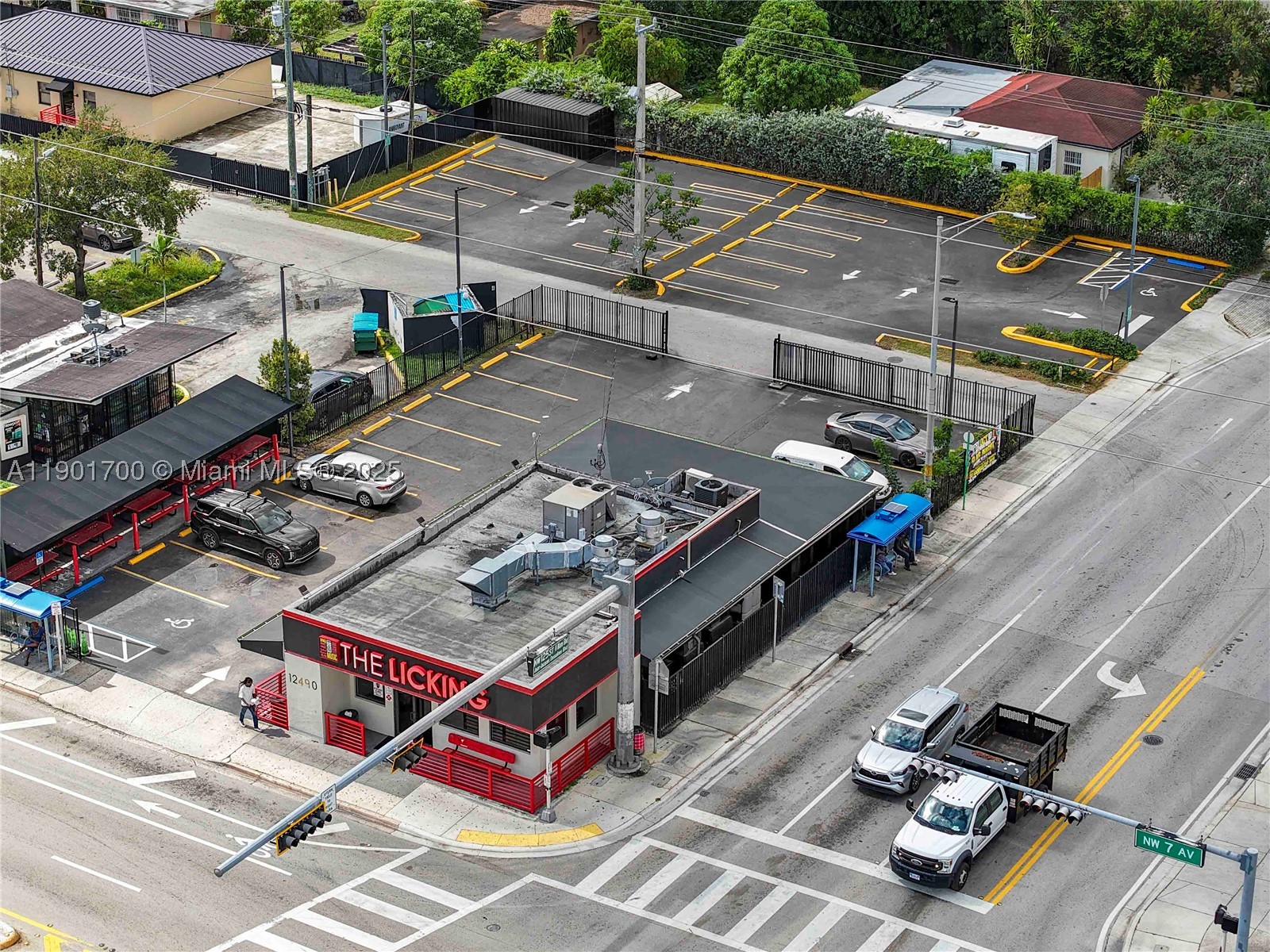North Miami photo 4
