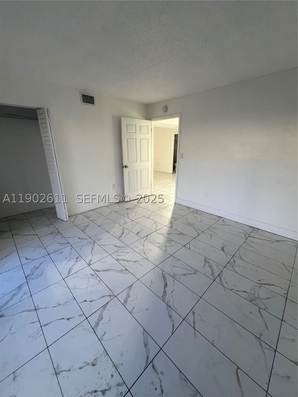 Miami Gardens photo 2