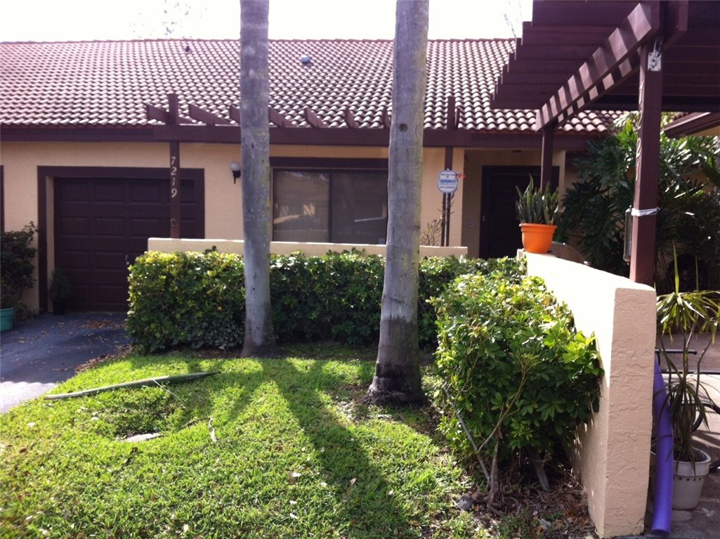 Pompano Beach photo 3