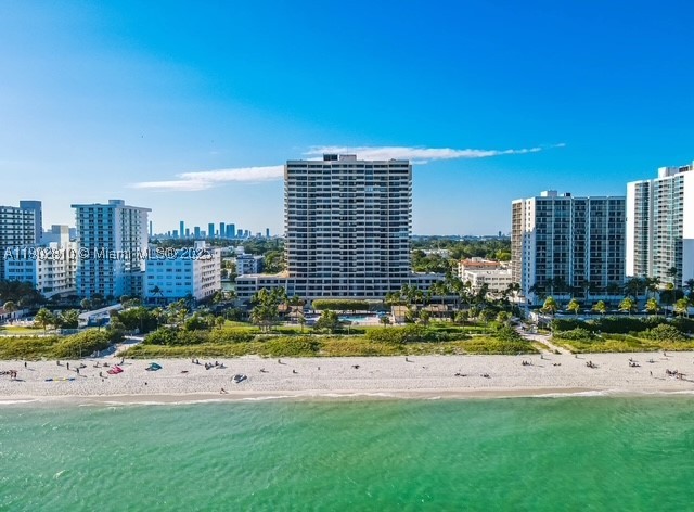Miami Beach photo 1