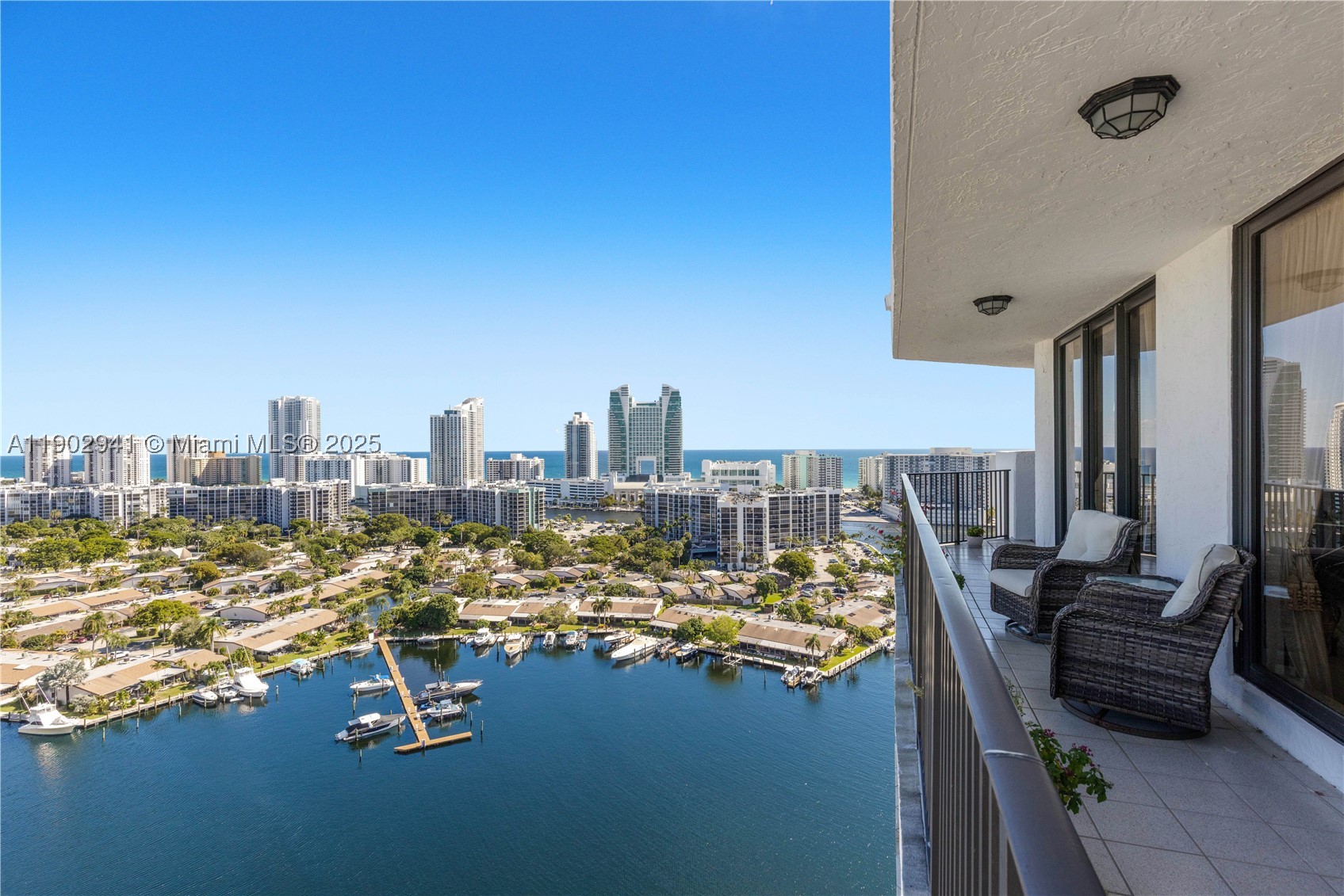 Hallandale Beach photo 4