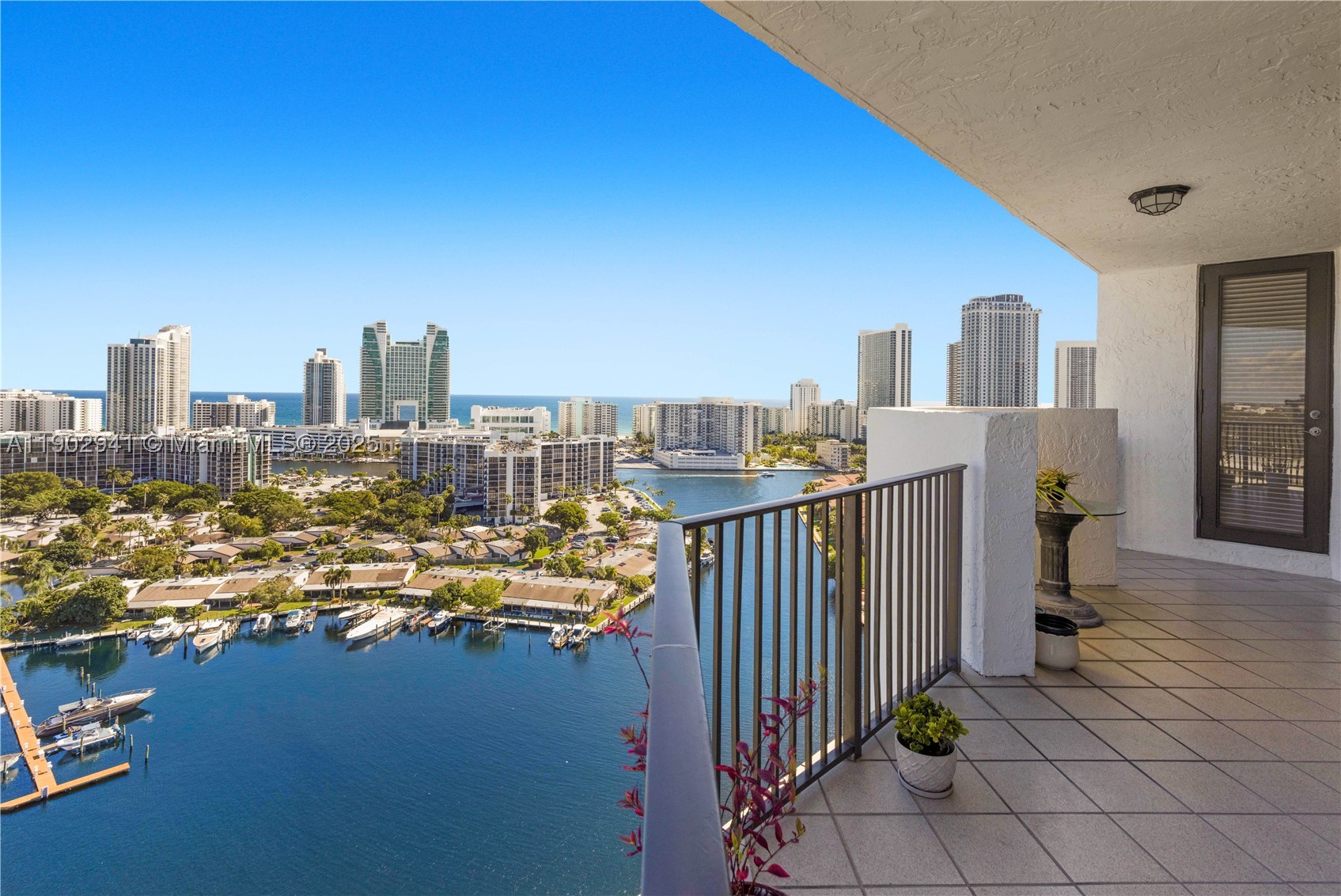 Hallandale Beach photo 5