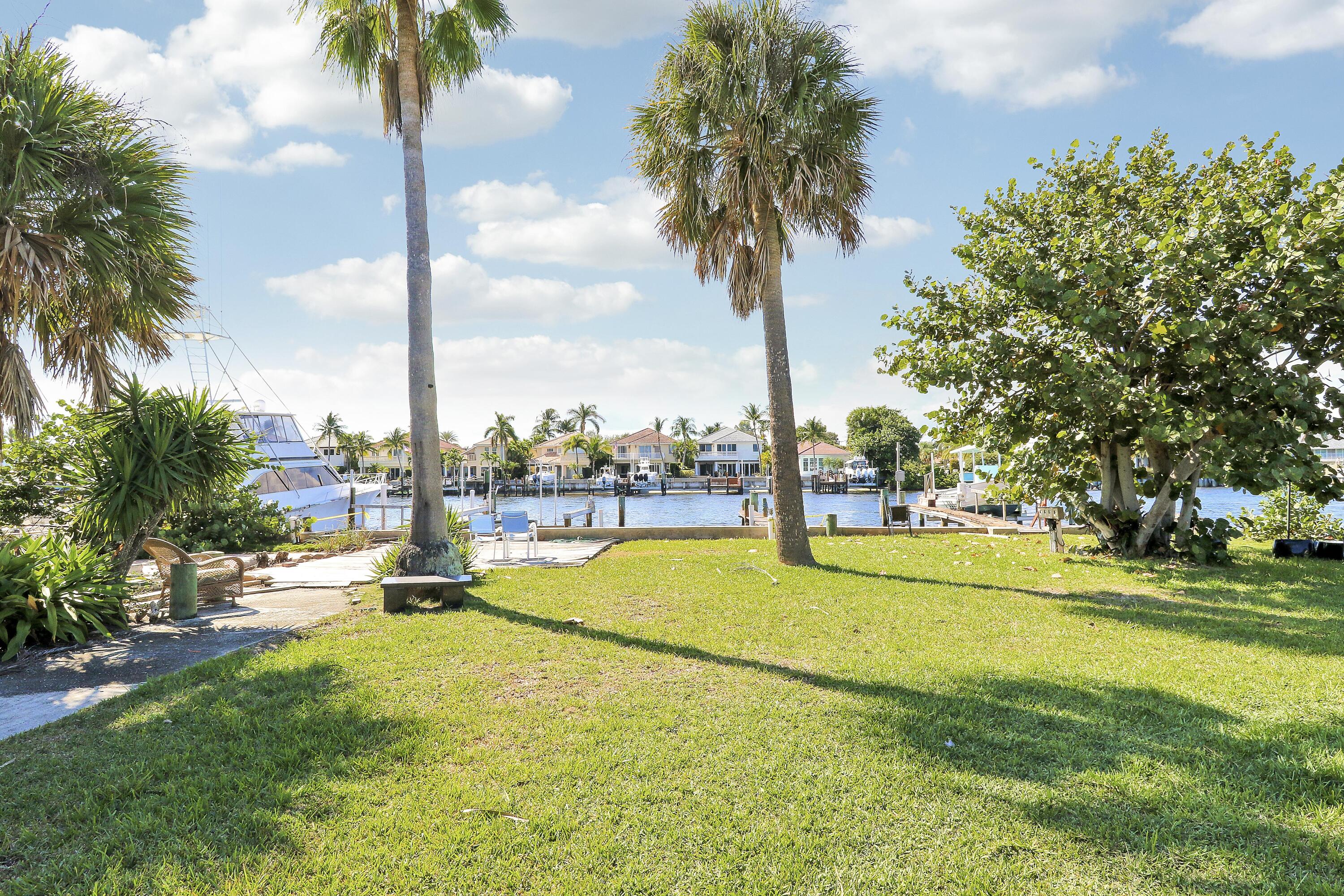 Palm Beach Gardens photo 4
