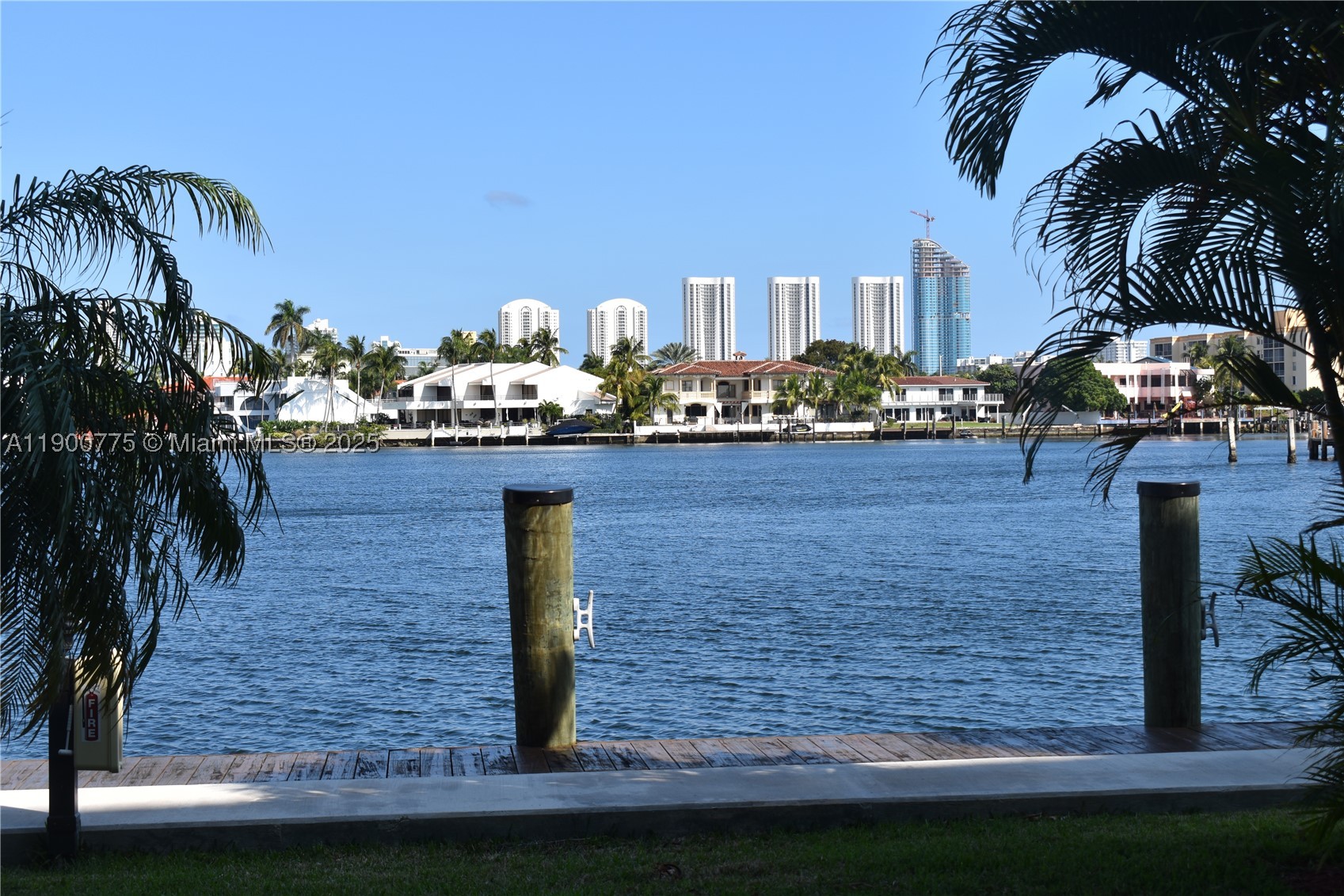 North Miami Beach photo 2