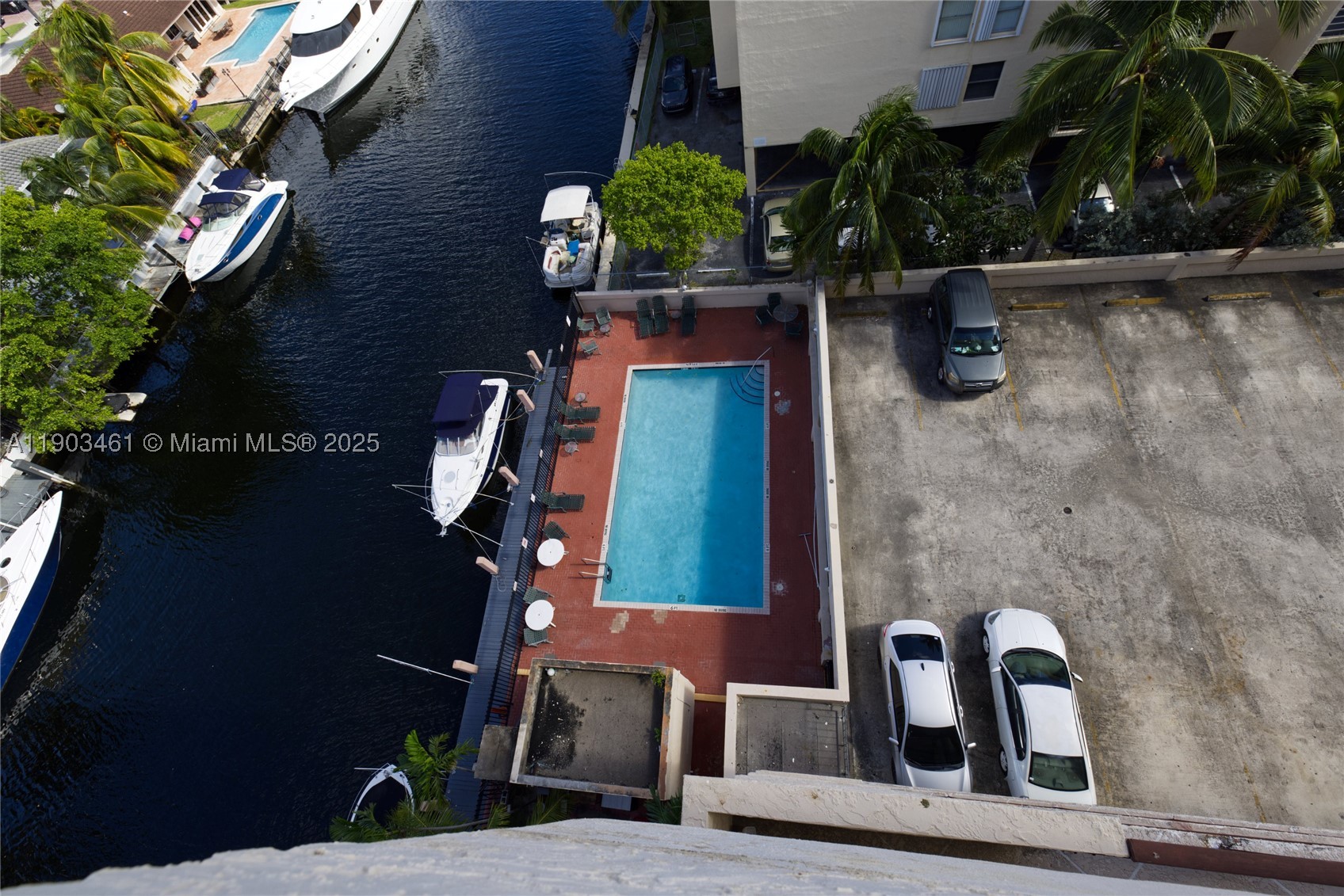 North Miami Beach photo 1