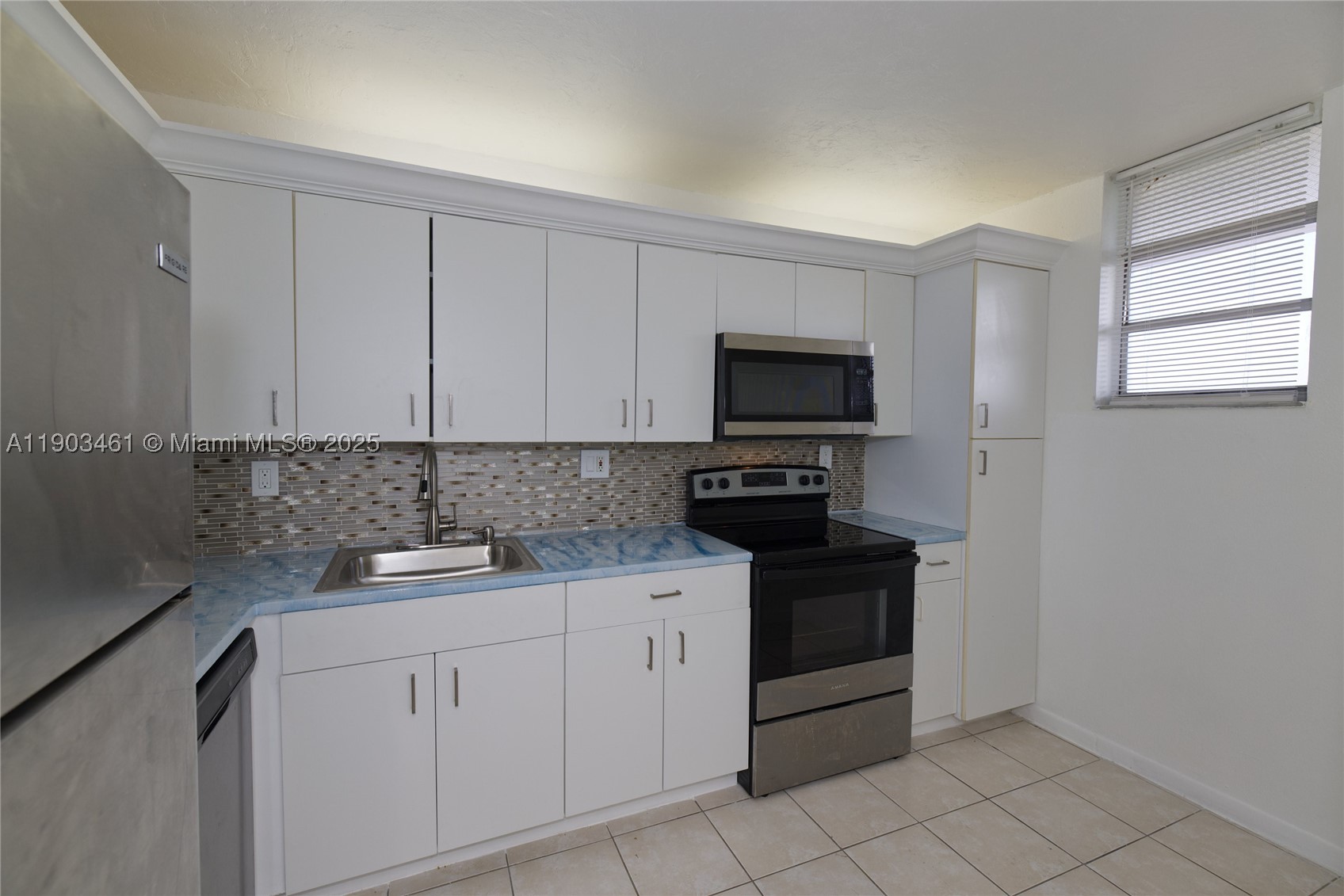 North Miami Beach photo 2