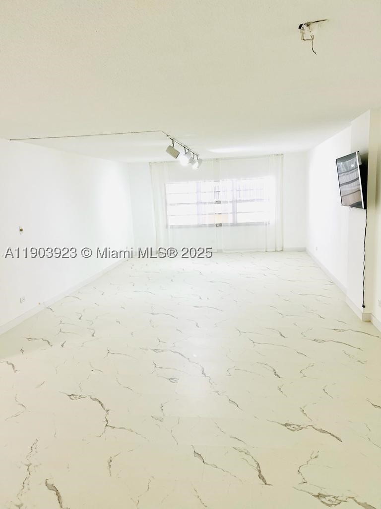 Sunny Isles Beach photo 3
