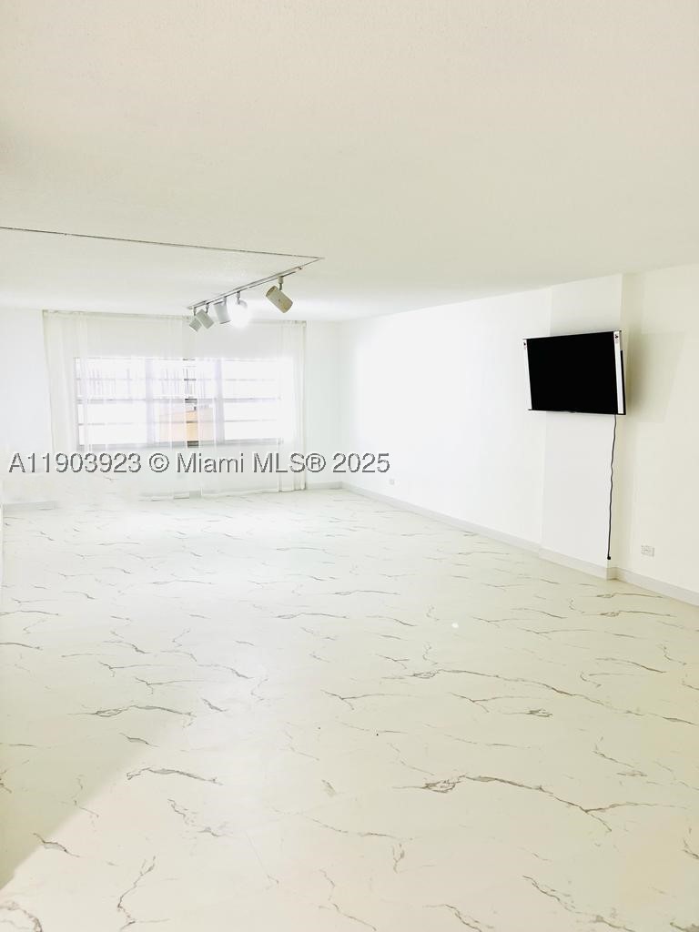 Sunny Isles Beach photo 5