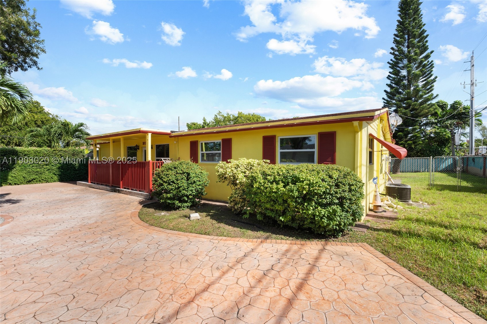 North Miami Beach photo 4