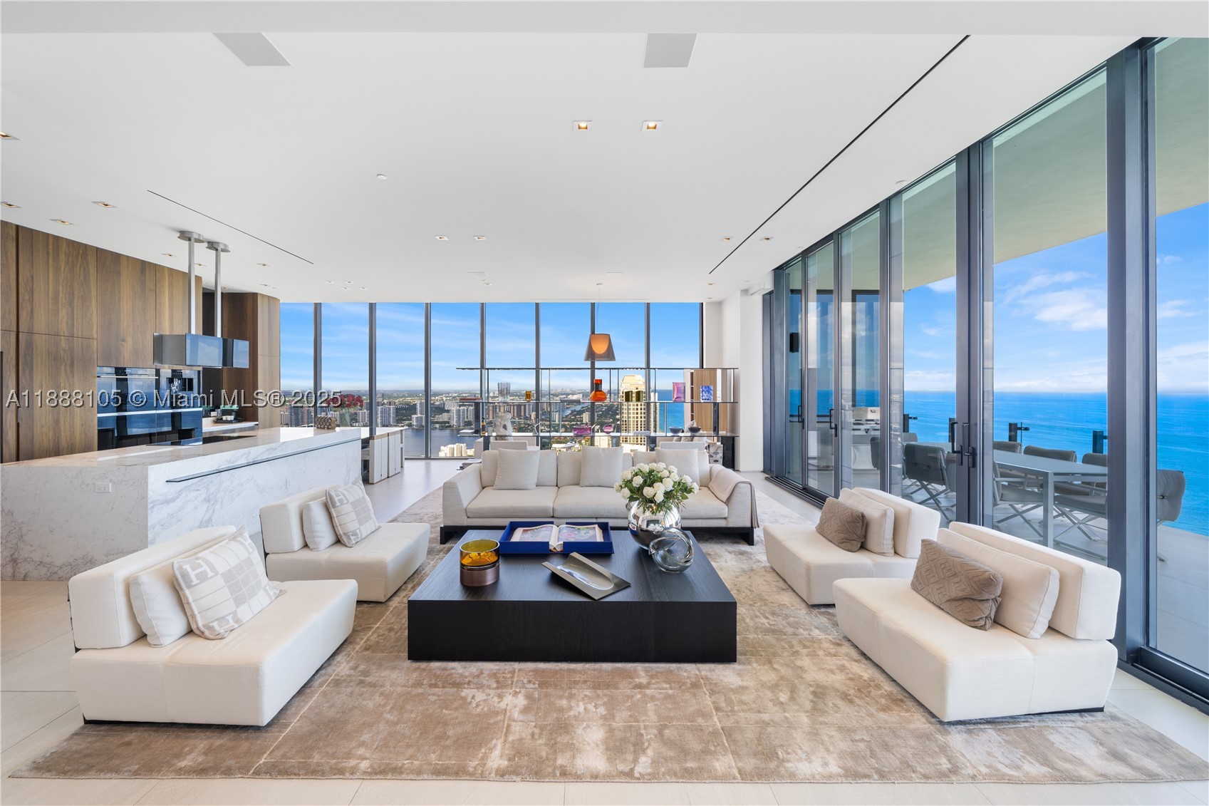 Sunny Isles Beach photo 2