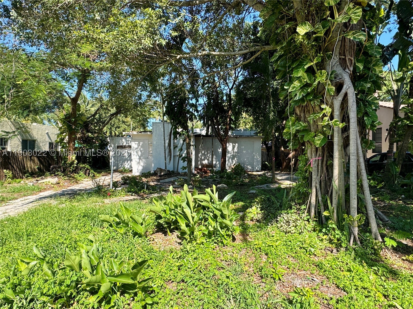 Biscayne Park photo 4