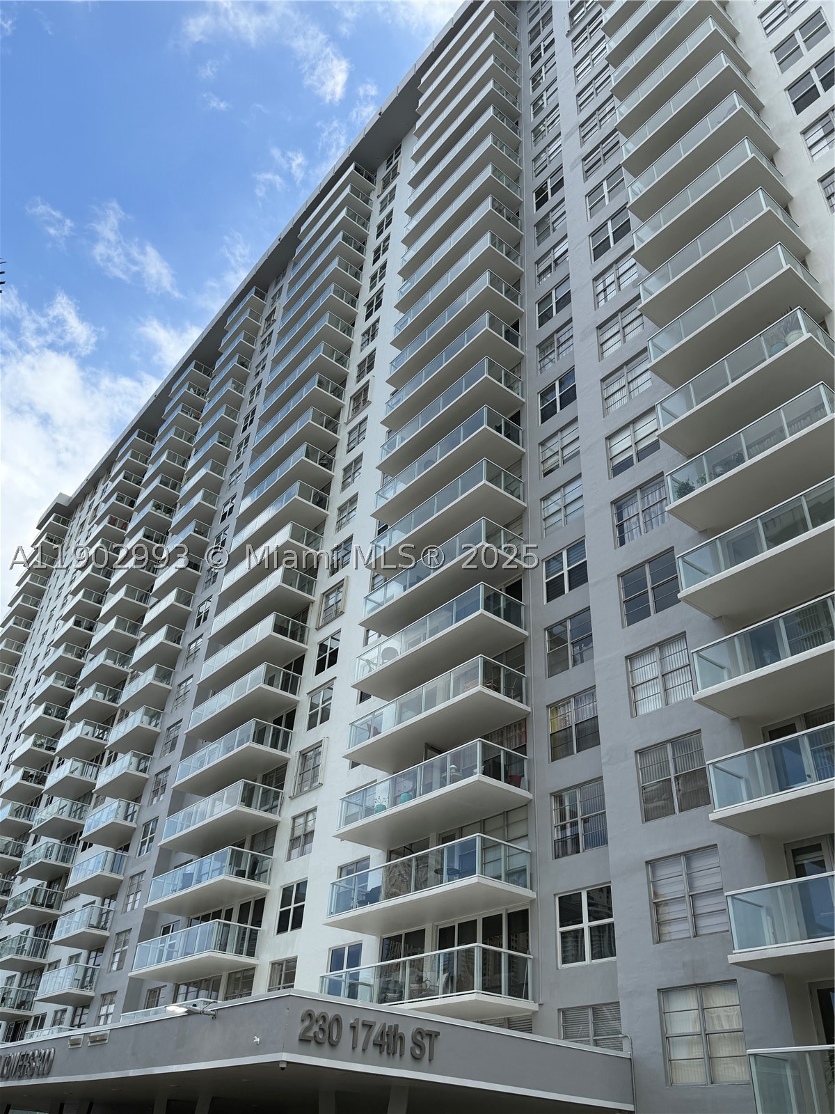 Sunny Isles Beach photo 2