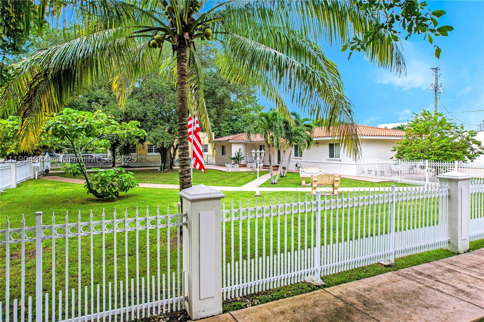 Coral Gables photo 3