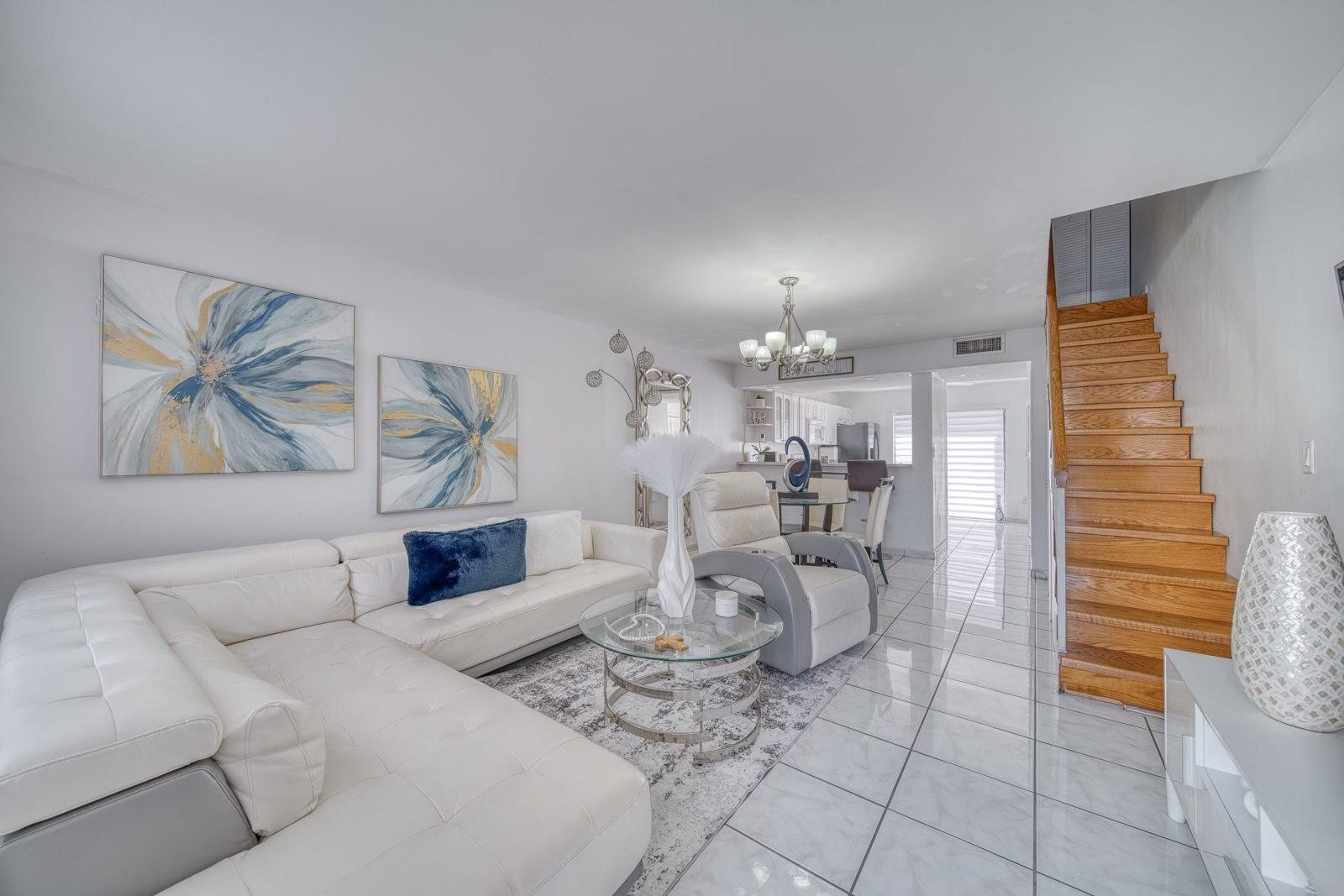 Hialeah photo 2