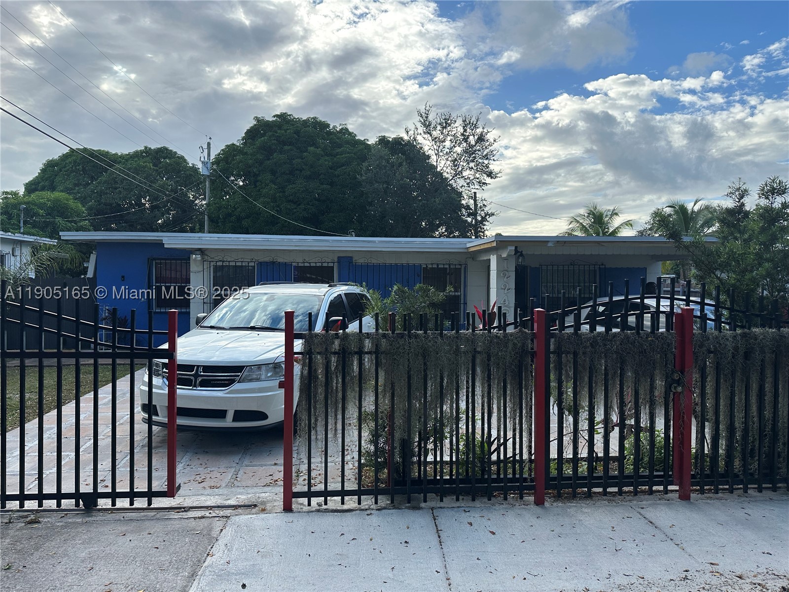 North Miami photo 1