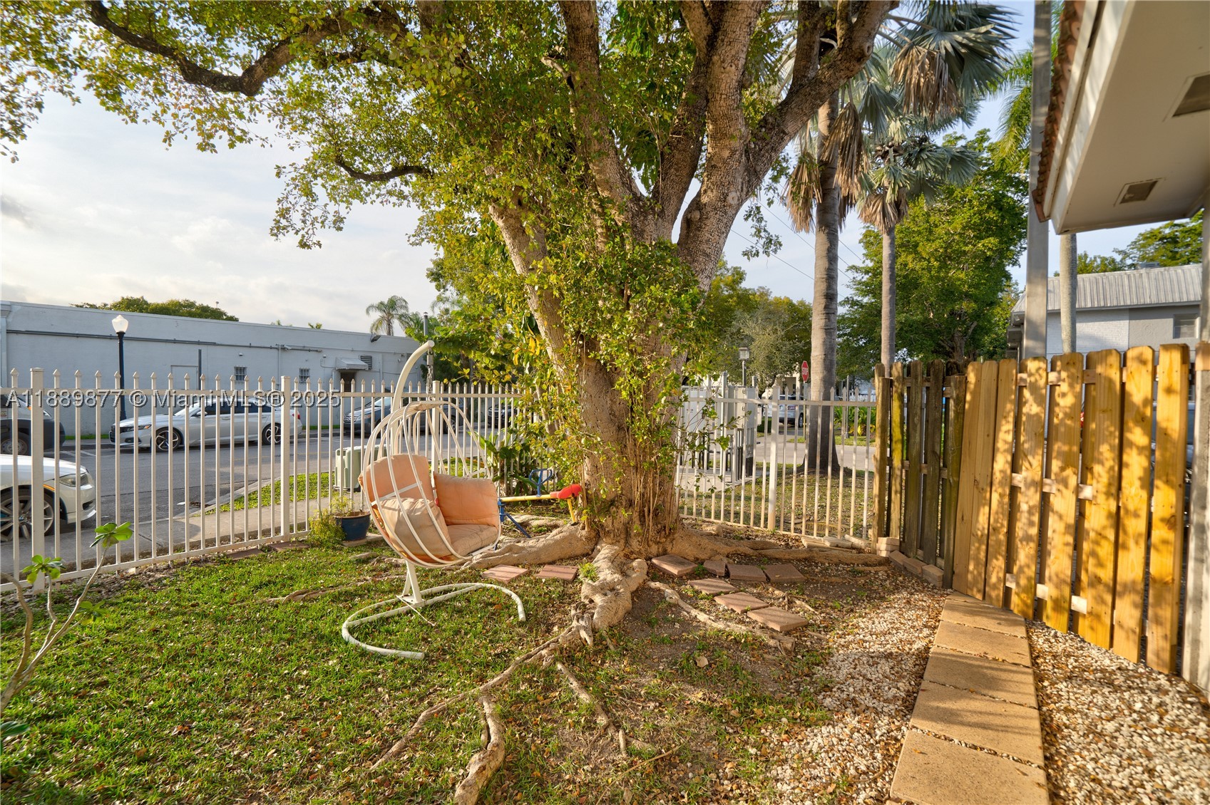 Palmetto Bay photo 3