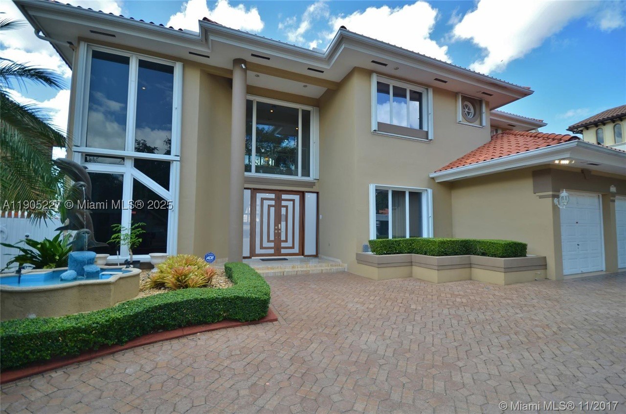 Miami Lakes photo 1