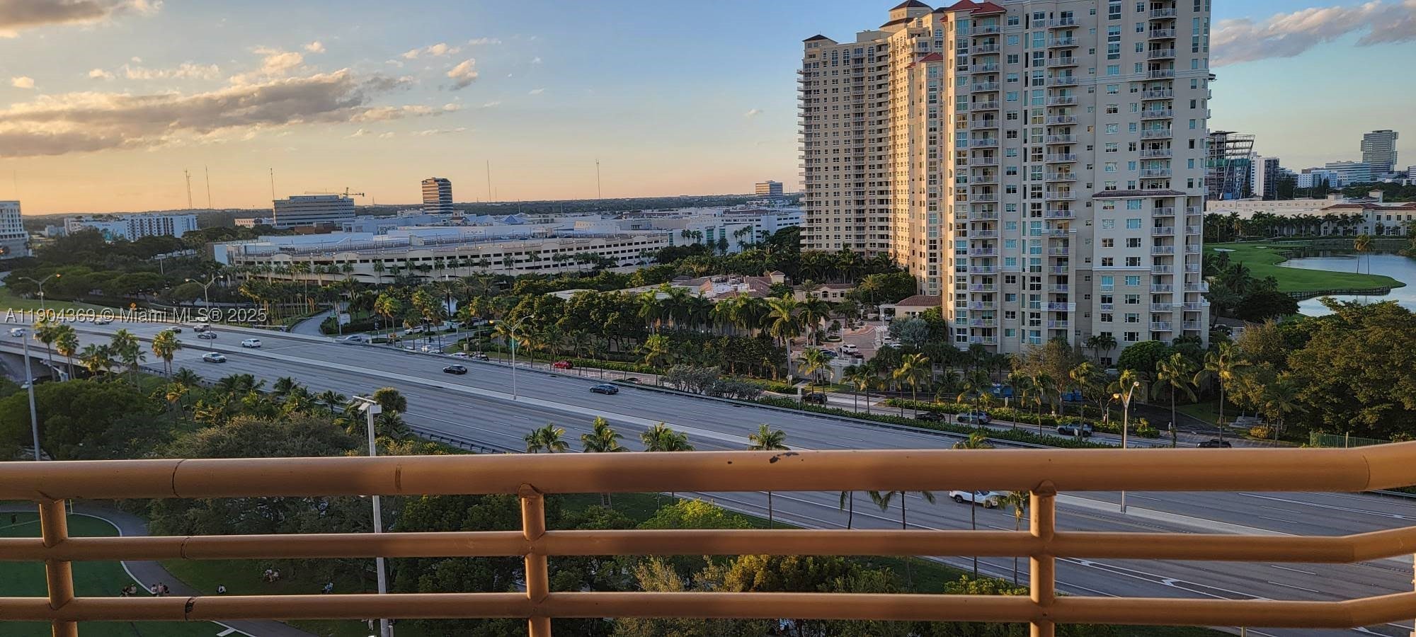Aventura photo 1