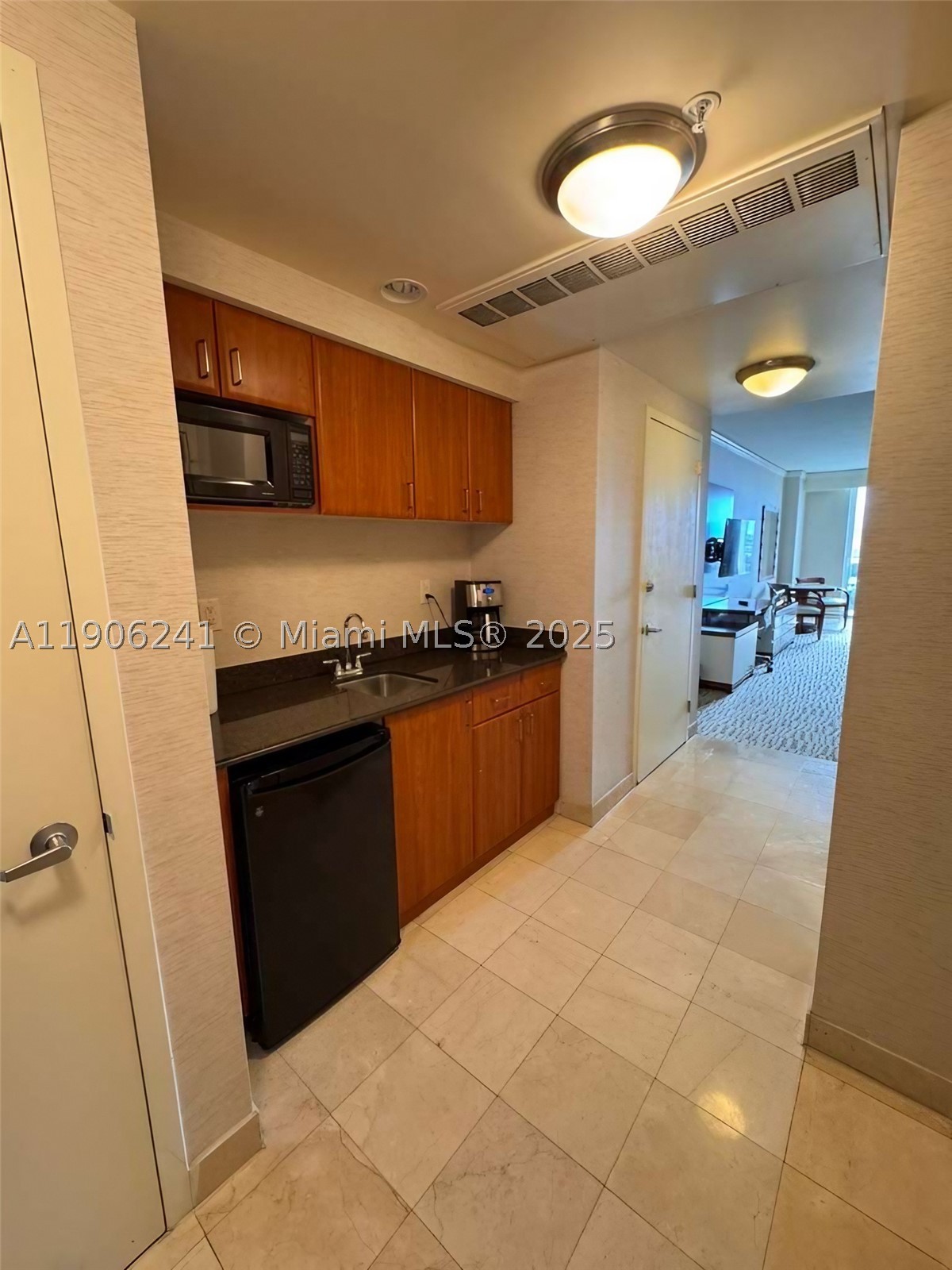 Sunny Isles Beach photo 2
