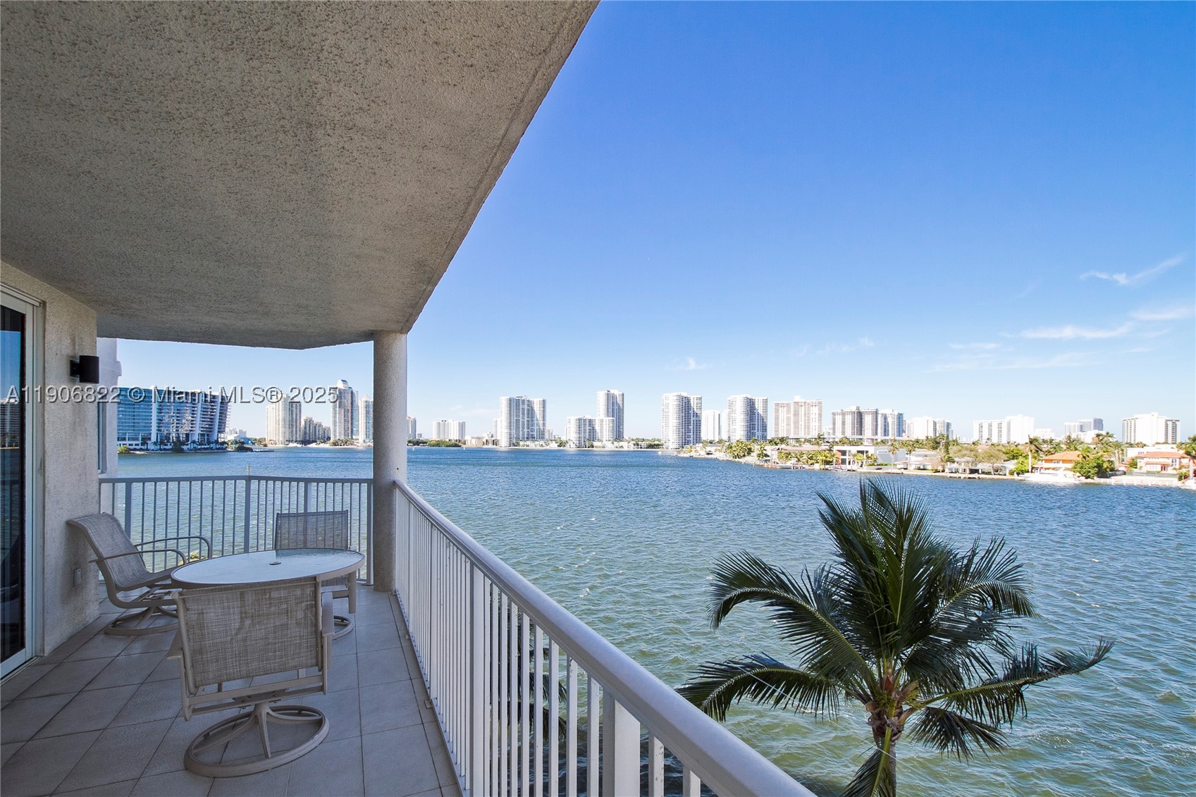 Sunny Isles Beach photo 1