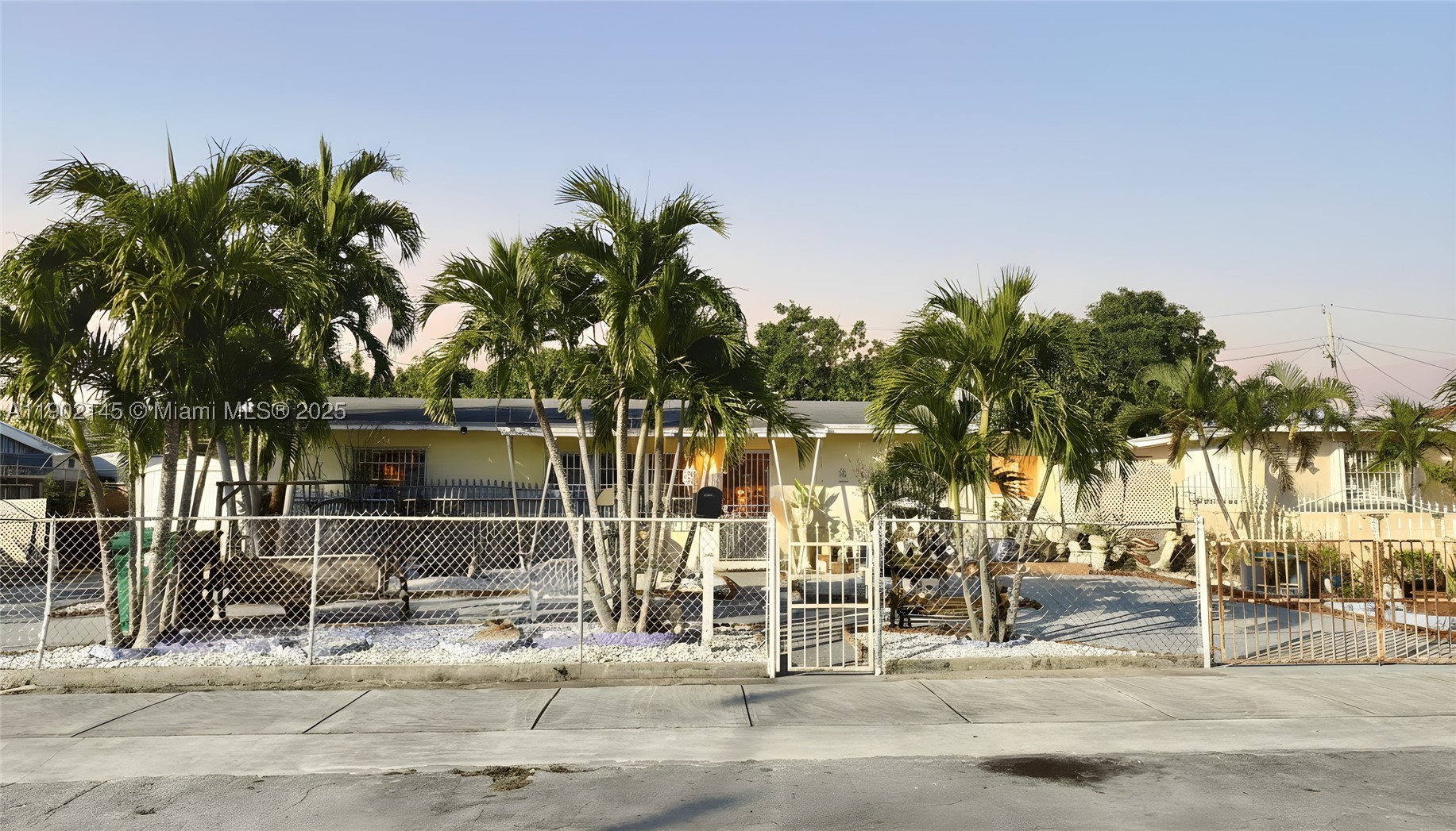 Miami Gardens photo 1