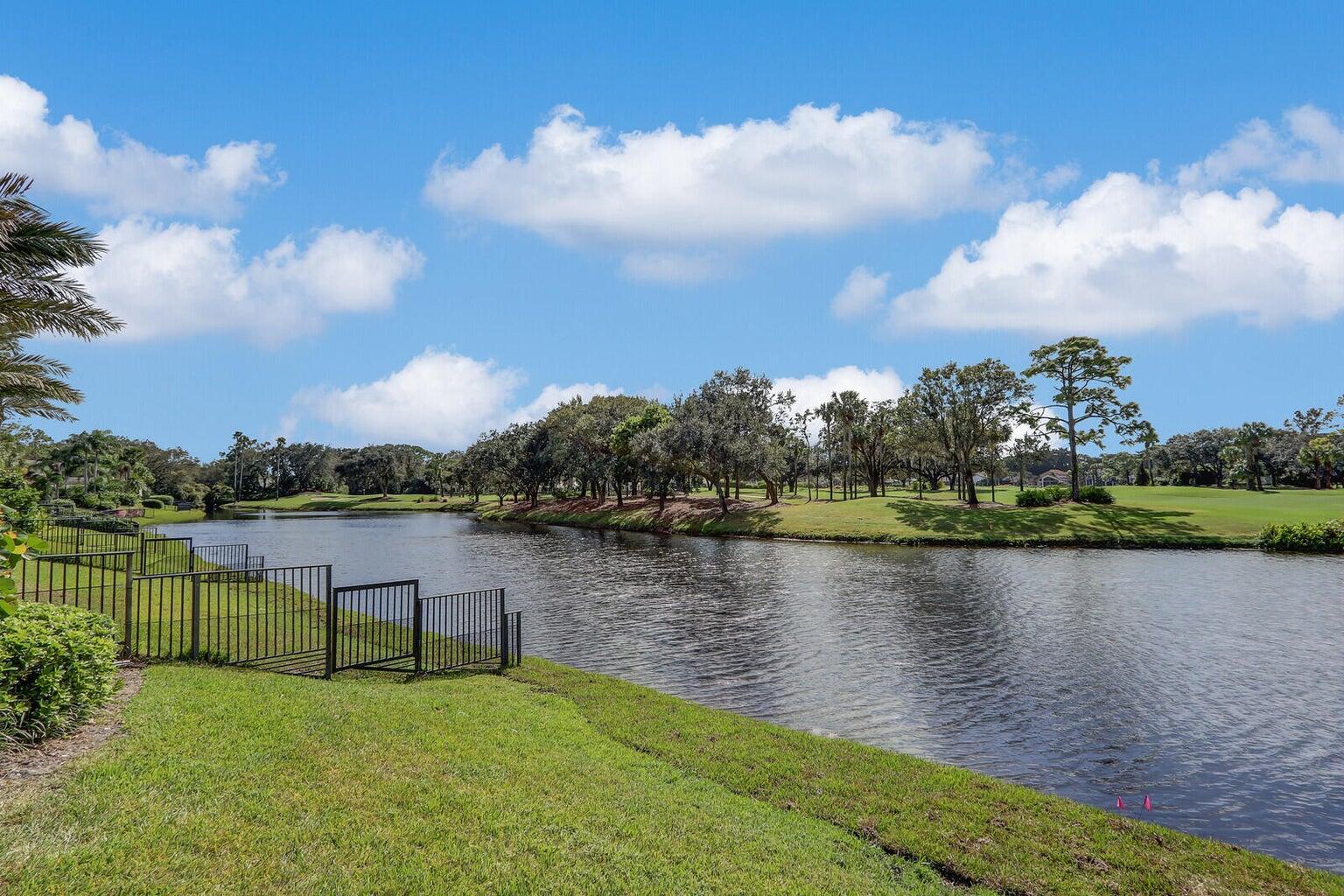 Palm Beach Gardens photo 4