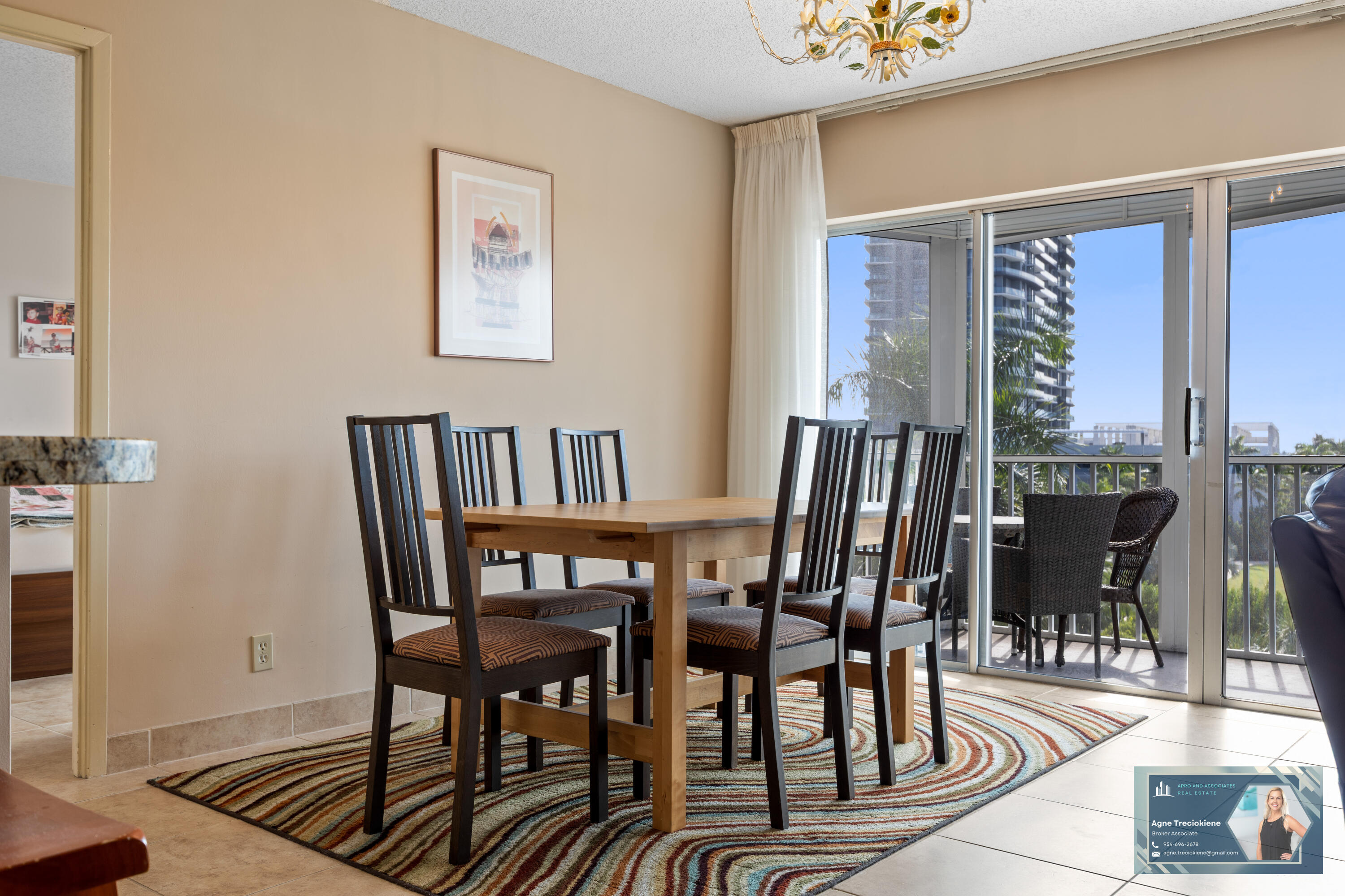 Hallandale Beach photo 5