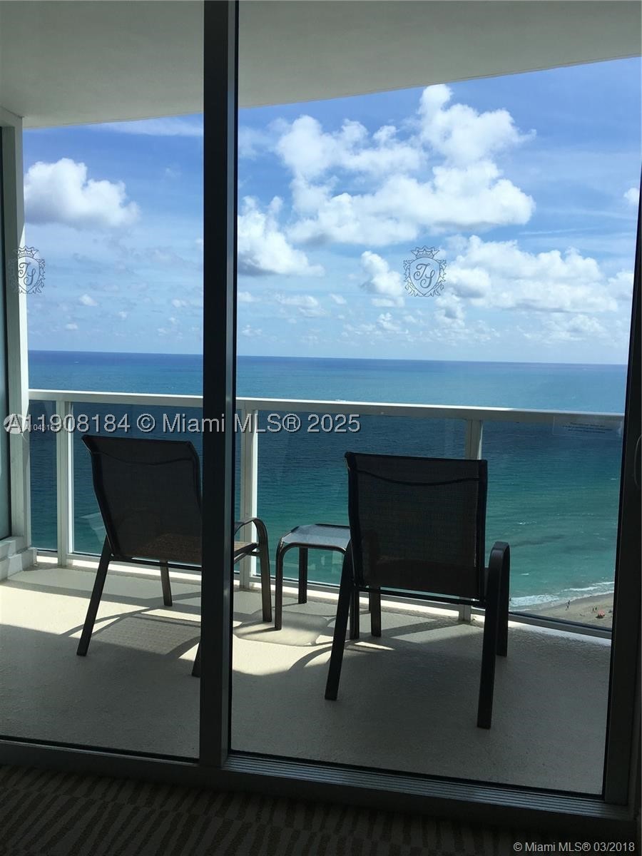 Sunny Isles Beach photo 1