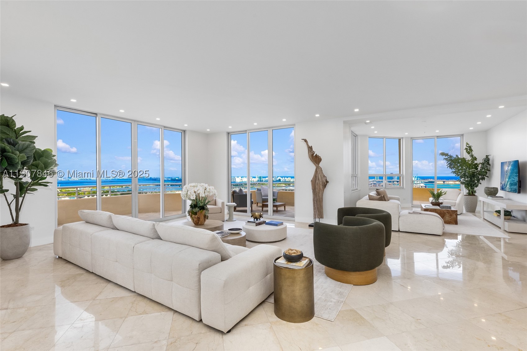 Miami photo 1