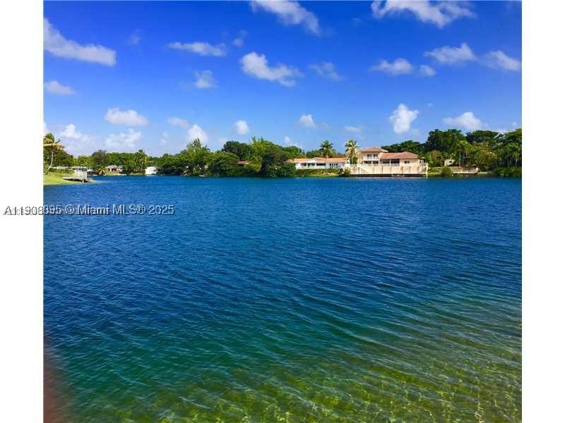 North Miami Beach photo 2