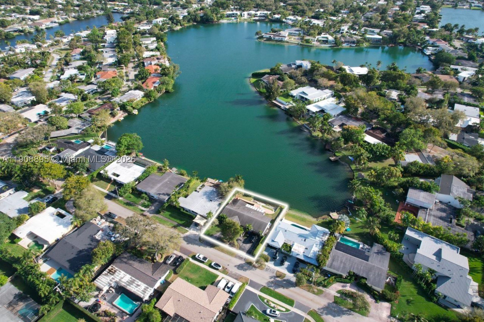 North Miami Beach photo 3