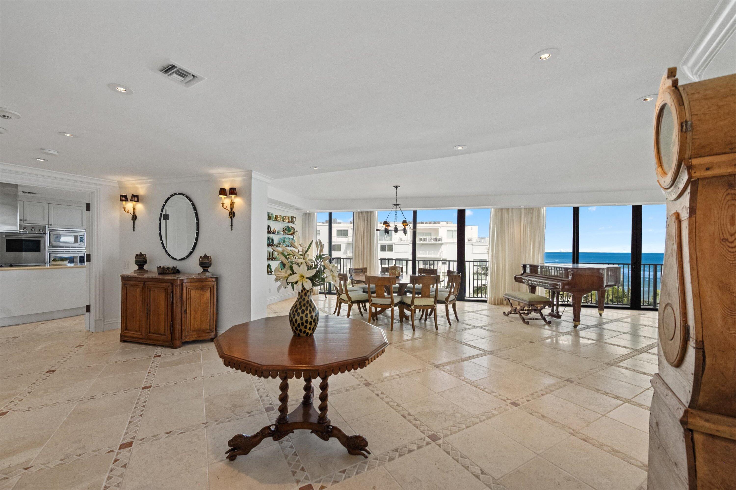 Palm Beach photo 4
