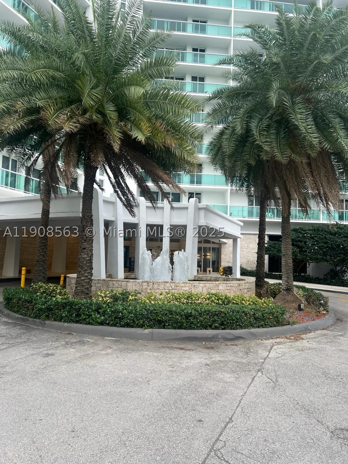 Sunny Isles Beach photo 4