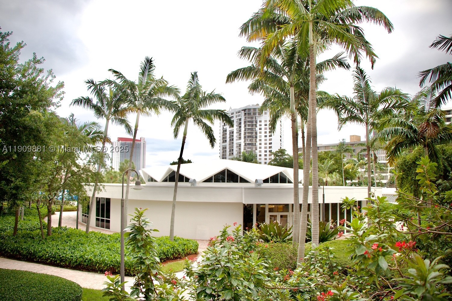 Hallandale Beach photo 5