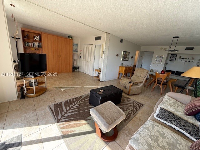Aventura photo 2