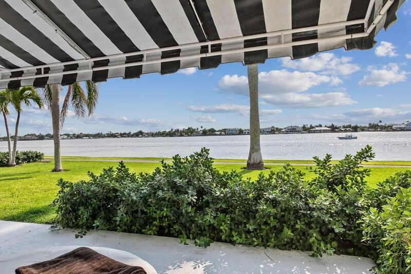 Palm Beach photo 2