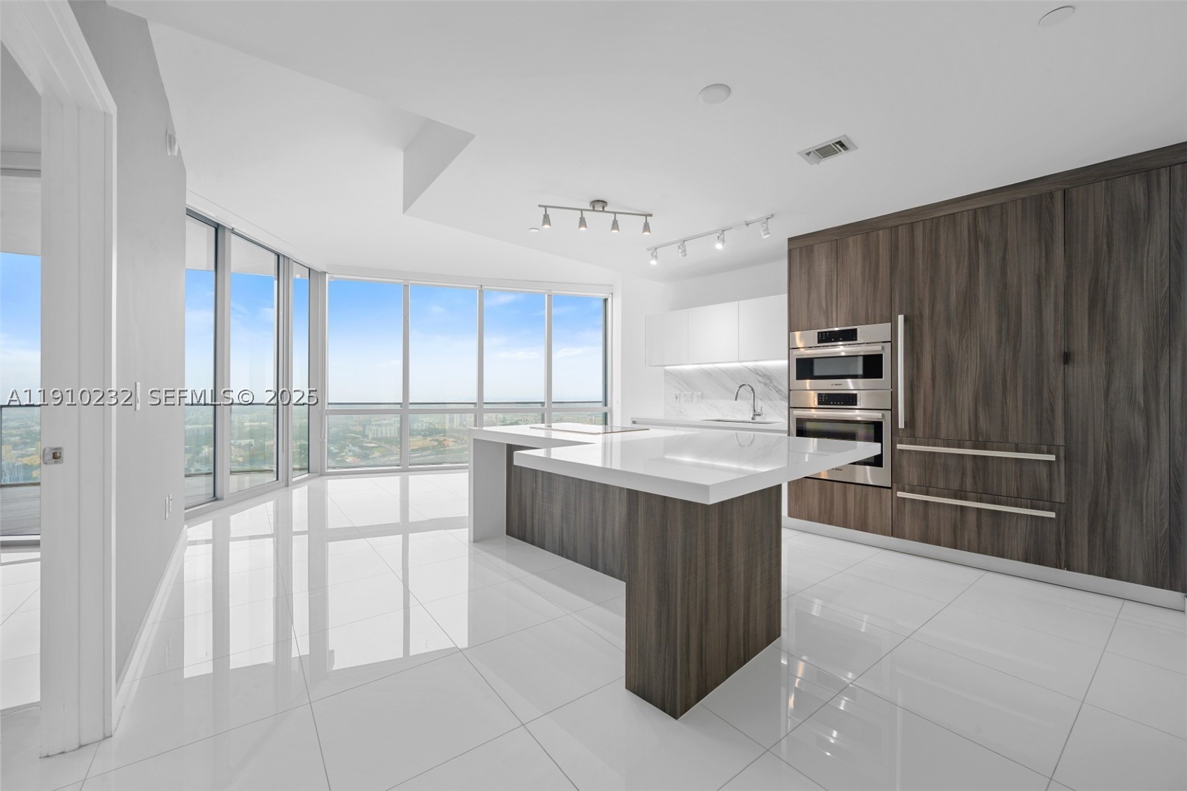 Miami photo 1
